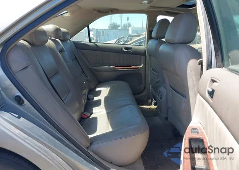 2005 Toyota Camry Xle V6 from USA, damaged, VIN 4T1BF30K95U619850